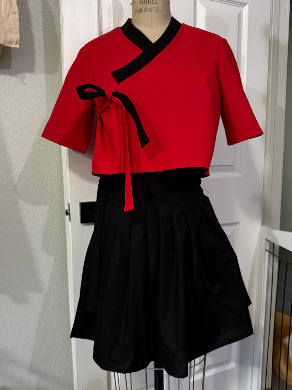 Arirang modern hanbok