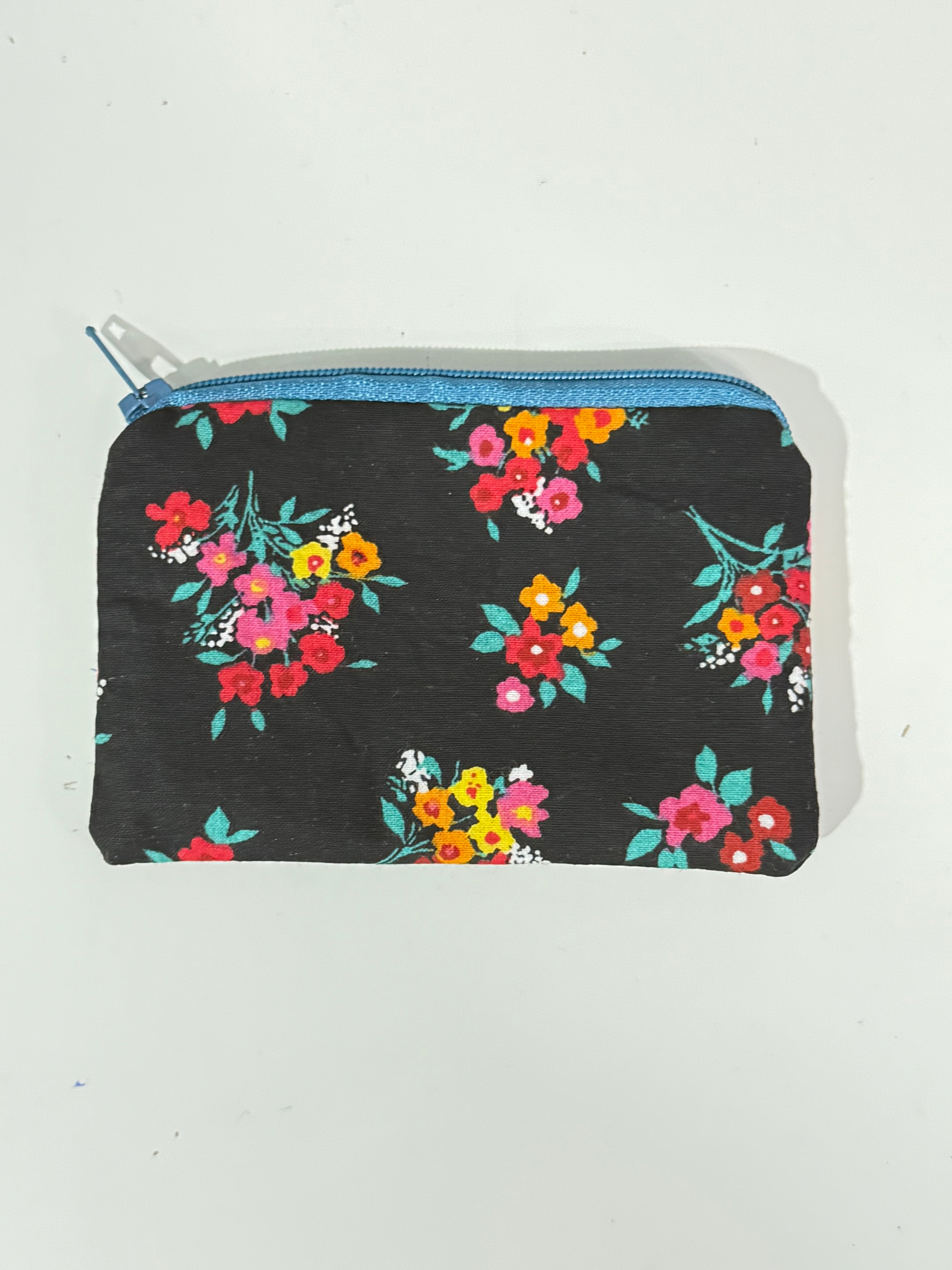 Black floral mini zipper bag