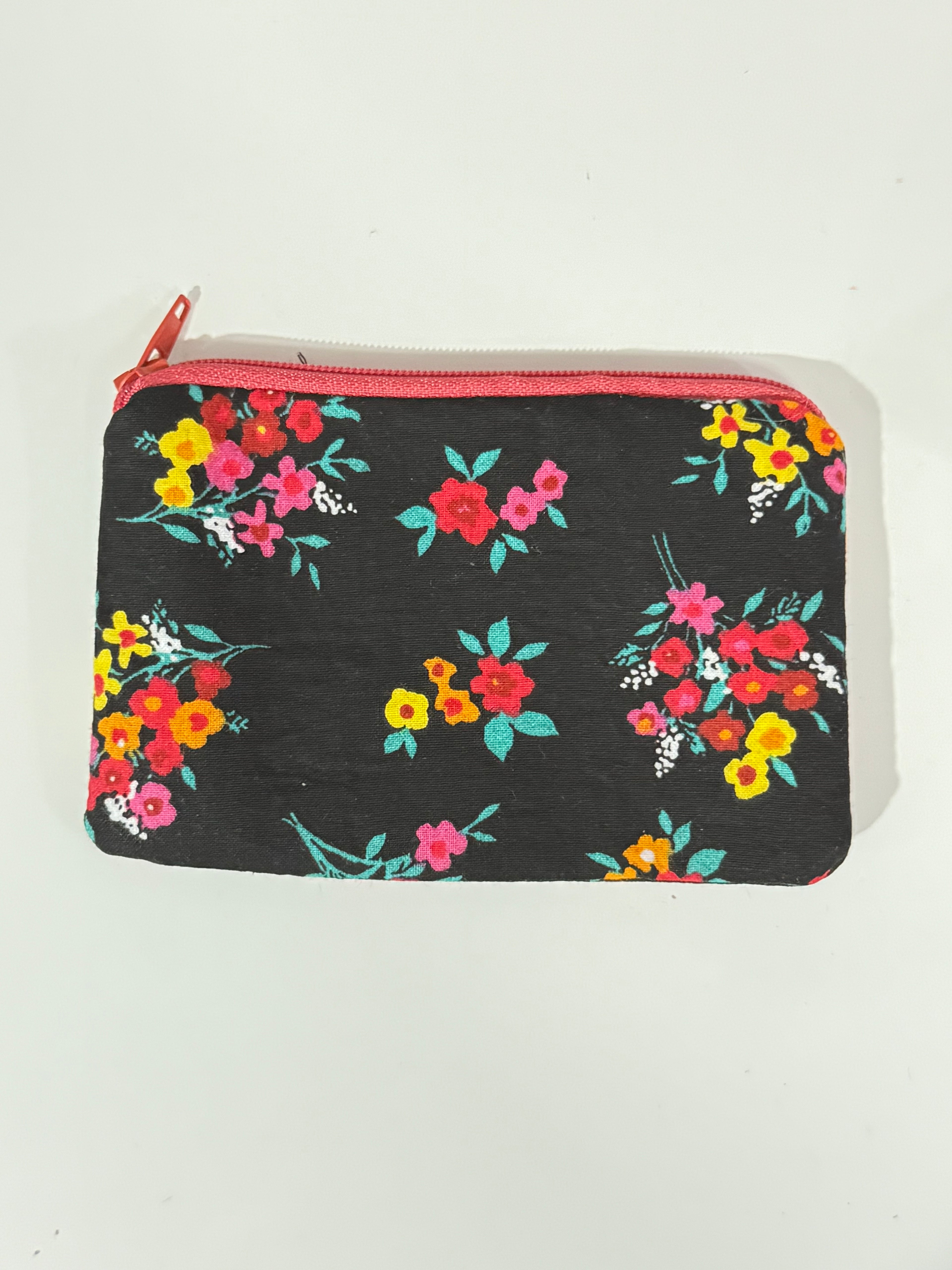 Black floral mini zipper bag